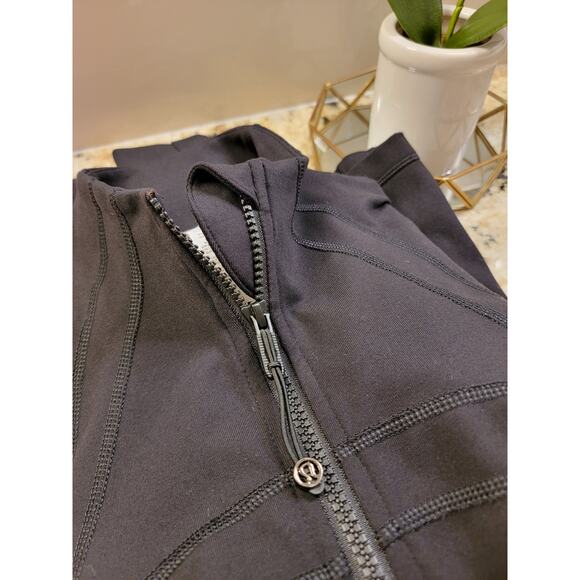 EXC Lululemon Define Jacket Size 12 - Picture 7 of 7